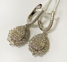 14CT WHITE GOLD DIAMOND EARRINGS