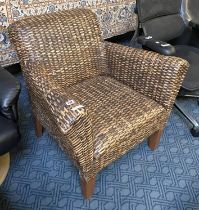 RETRO ARMCHAIR