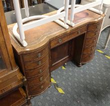 KNEE HOLE DESK