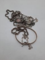 COLLECTION OF SILVER CHAINS/BRACELETS