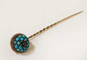 18CT GOLD TURQUOISE & DIAMOND STICK PIN - 3.7 GRAMS APPROX