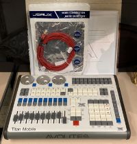 TITAN MOBILE MIXING DECK WITH A CABLE