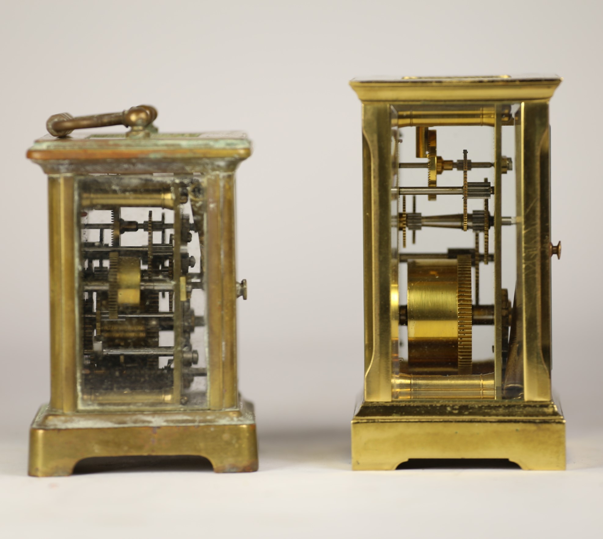 Two mid 20th century brass carriage clocks, with 8 day movements. (at fault) - Image 2 of 3