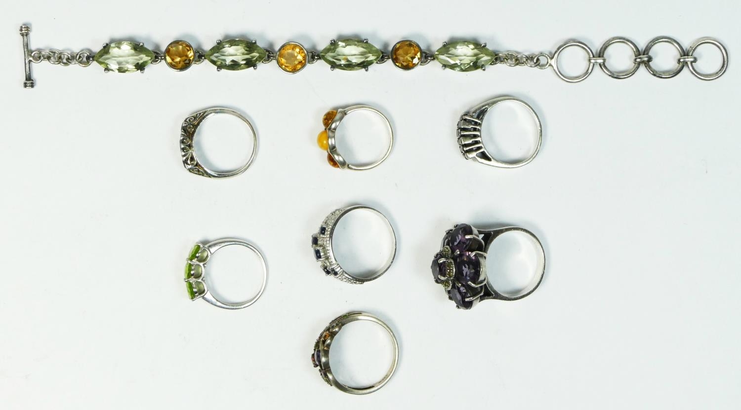 A silver mounted gemstone bracelet, 19cmand silver and gemstone set rings, 68gm - Image 2 of 2