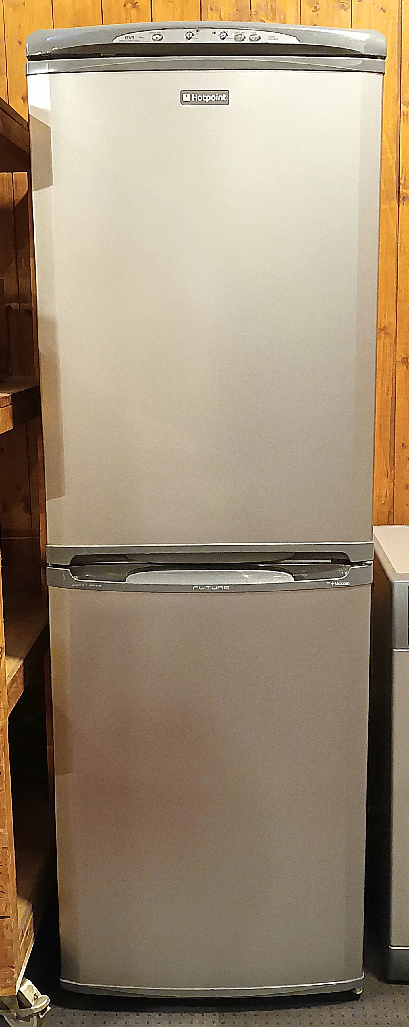 A Hotpoint 'Future' fridge/freezer, model number FFA74 H180, W60, D60cm.
