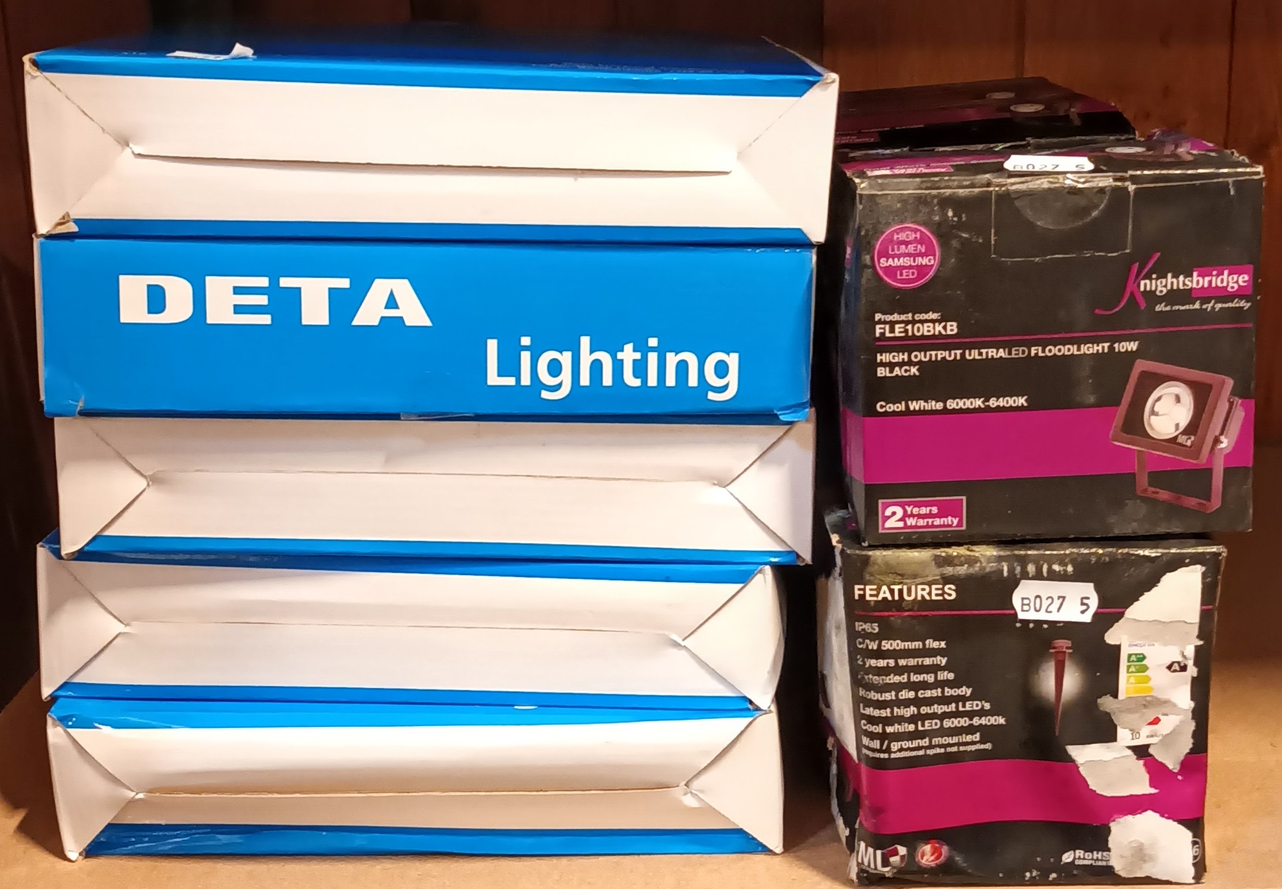 Five Deta 30W LED floodlights, boxed, together with six Knightsbridge high output ultraLED 10W