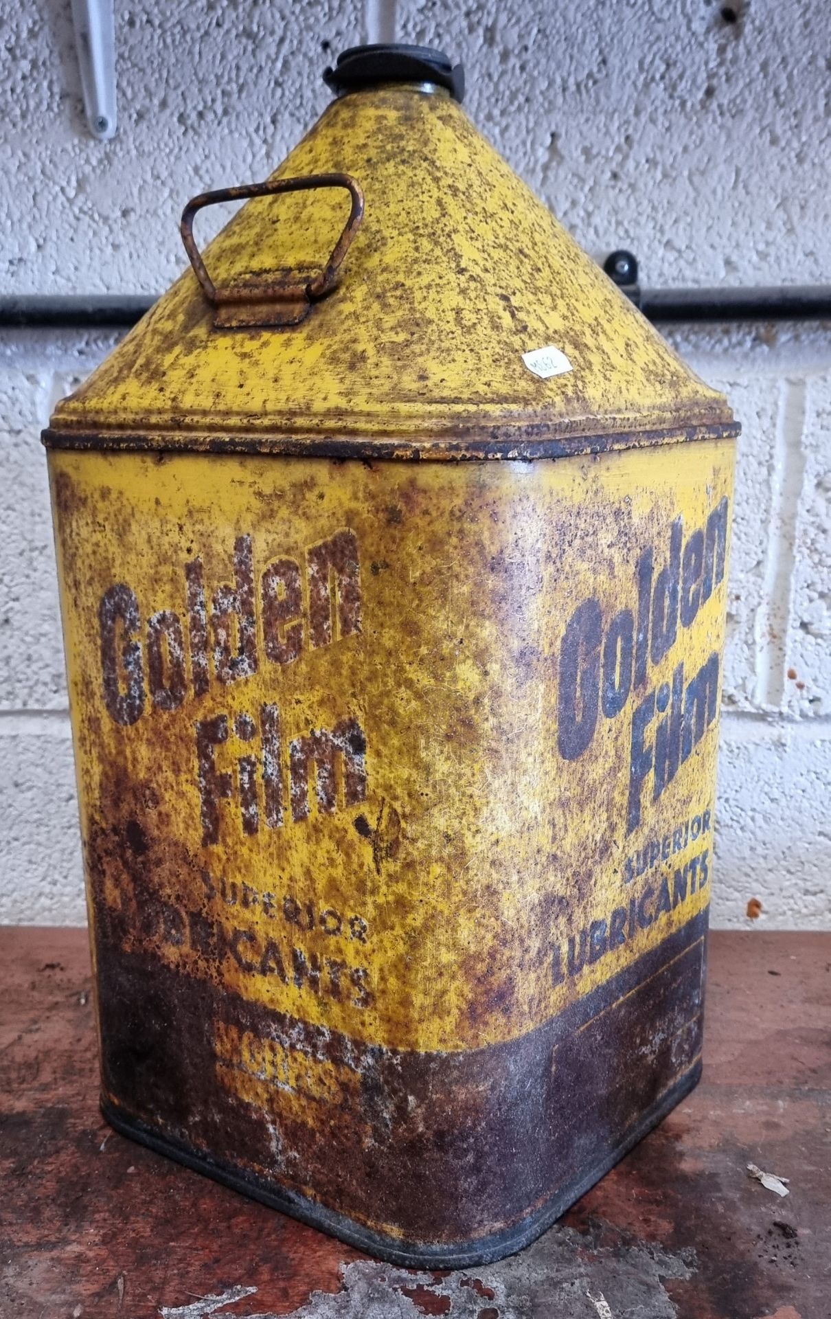 A Golden Film Superior Lubricant pyramid top can, with cap, 49cm - Image 2 of 2