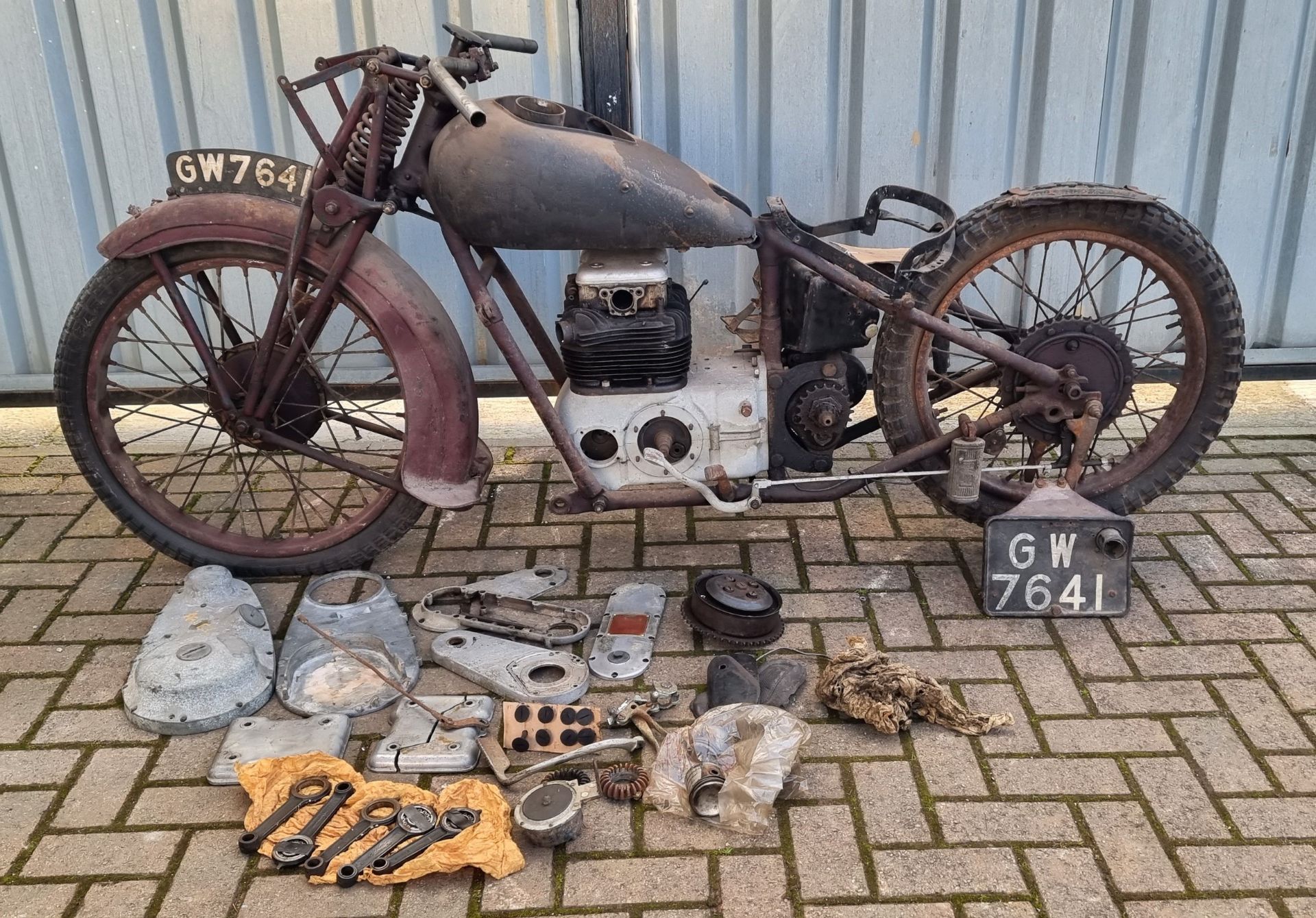 1932 Ariel Model 4F Square Four, 605cc, project. Registration number GW 7641. Frame number T1559.