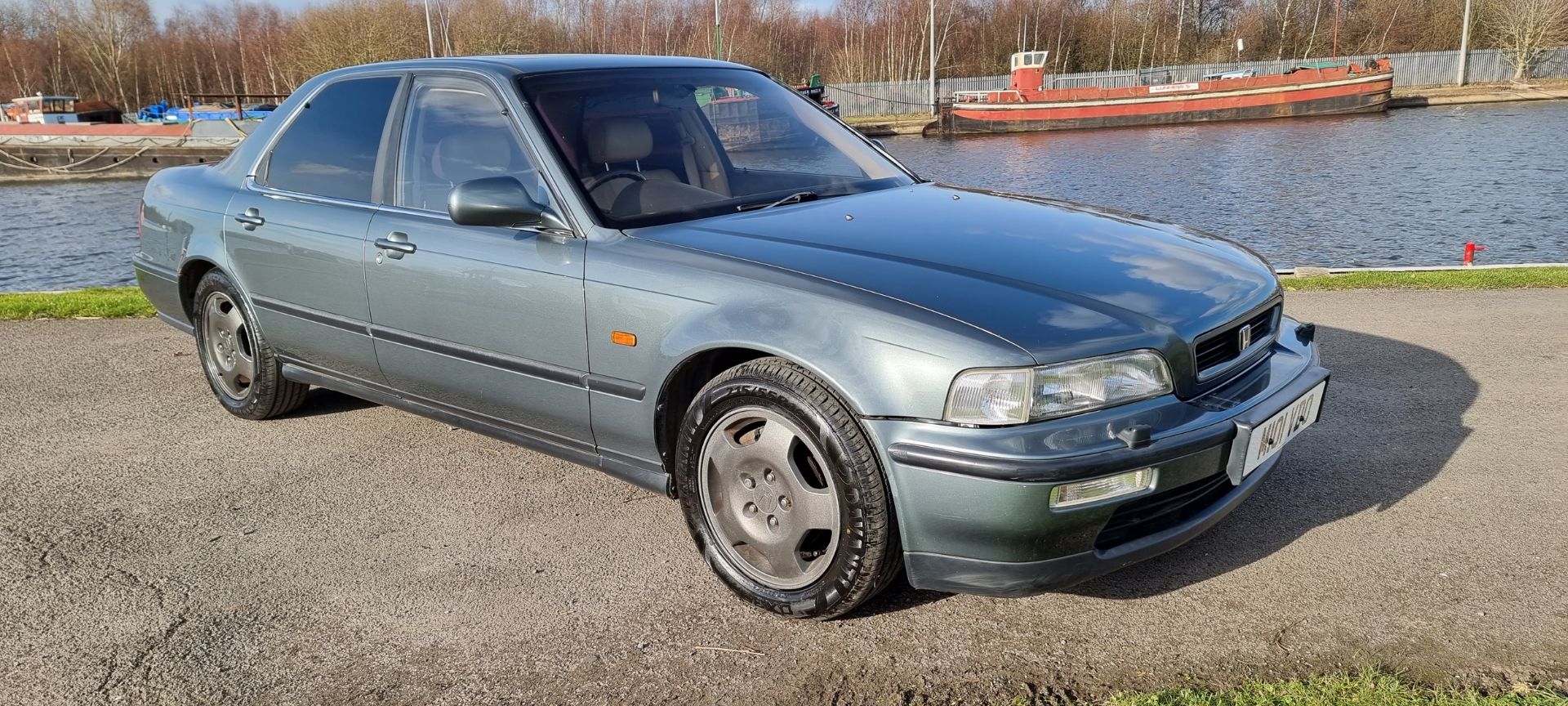 1994 Honda Legend automatic, 3,206cc. Registration number M101 VDO. Chassis number