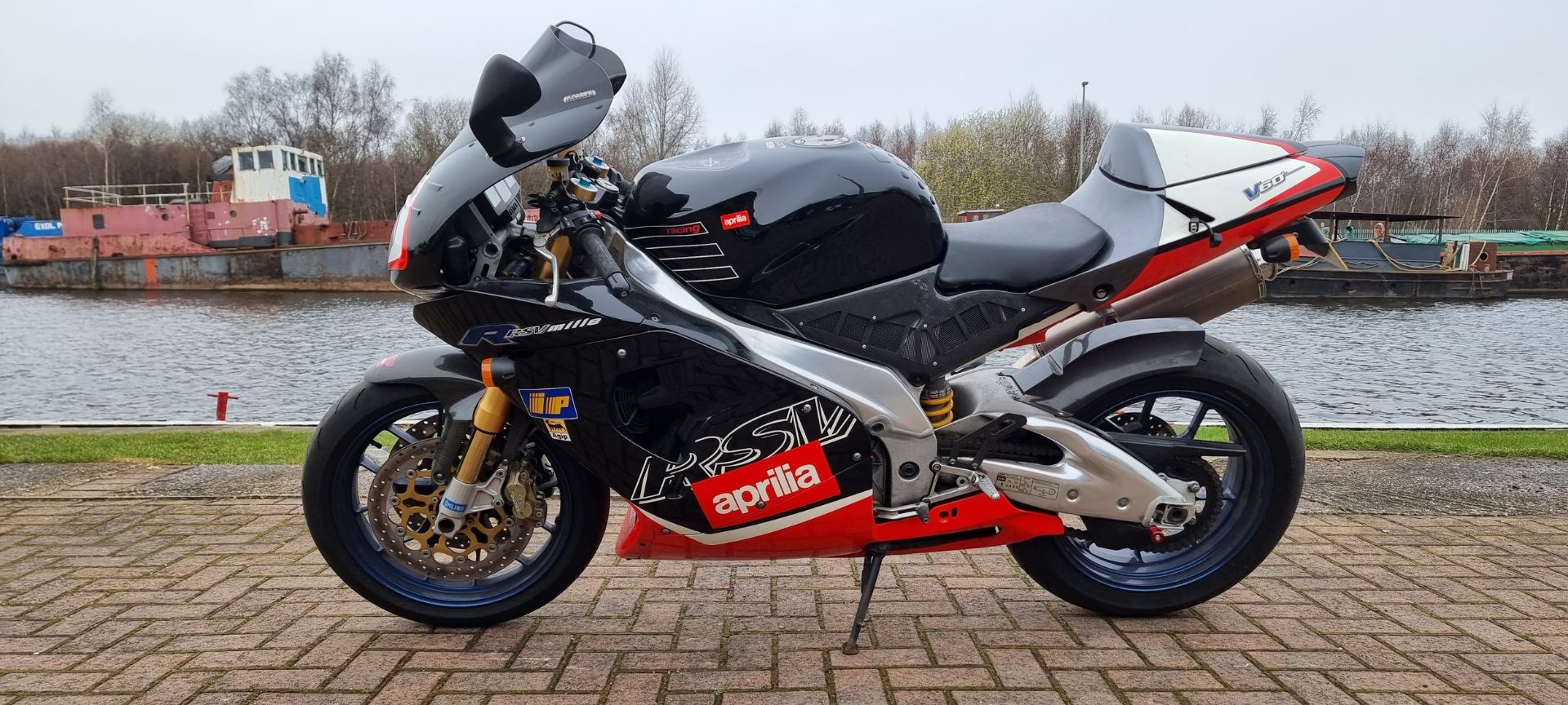 2000 Aprilia RSV Mille R, 997cc. Registration number W851 DWU. Frame number ZD4ME0010Y5100596. - Image 2 of 16