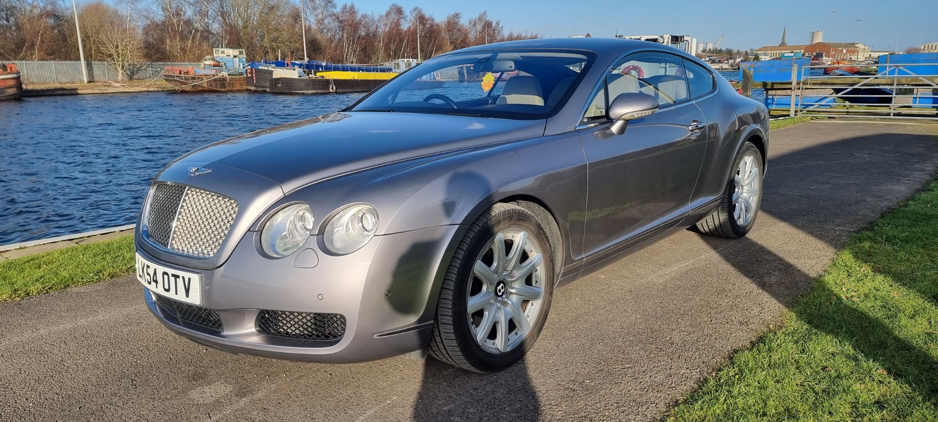 2004 Bentley Continental GT, 5998cc. Registration number LK54 OTV. VIN number SCBCE63W35C026621. - Image 2 of 25