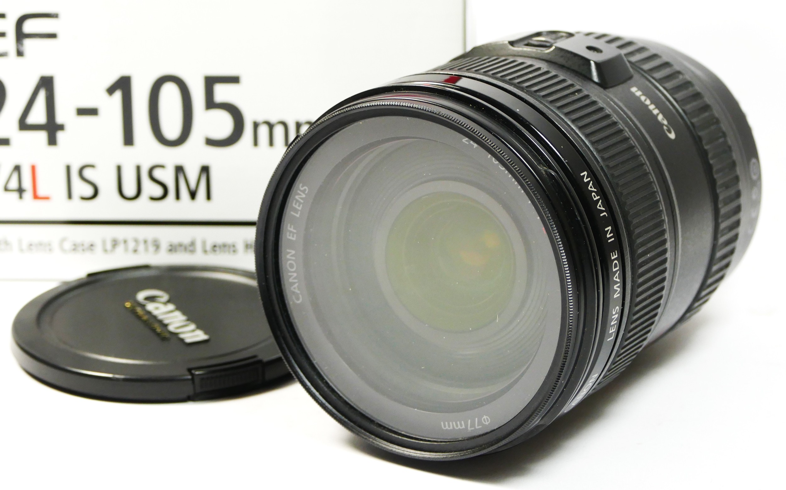 A Canon EF 24mm-105mm f4 IS USM lens, missing red ring, for spares or repair - Image 3 of 4