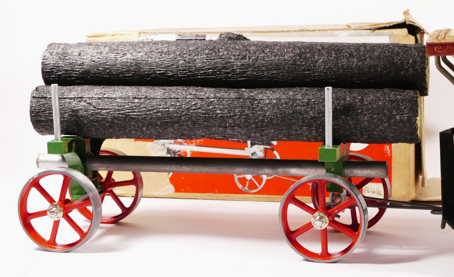 A Mamod live steam tractor, together with a Mamod lumber wagon (boxed) (2) - Image 3 of 5