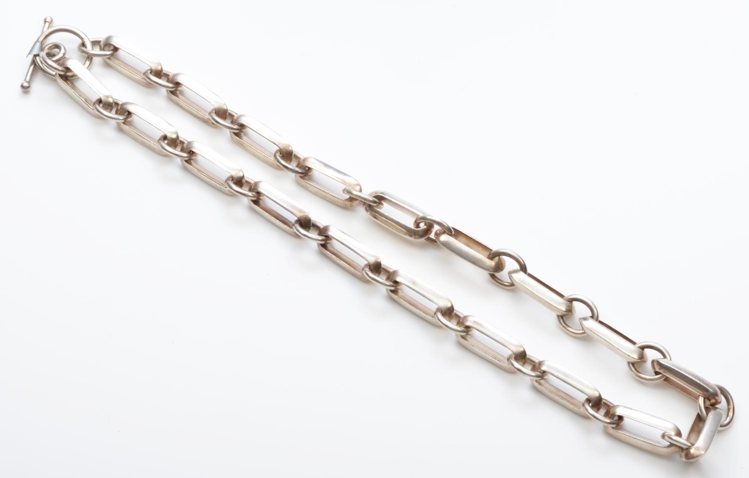 A heavy silver T bar baton link necklace, 46cm, 84gm - Image 2 of 3