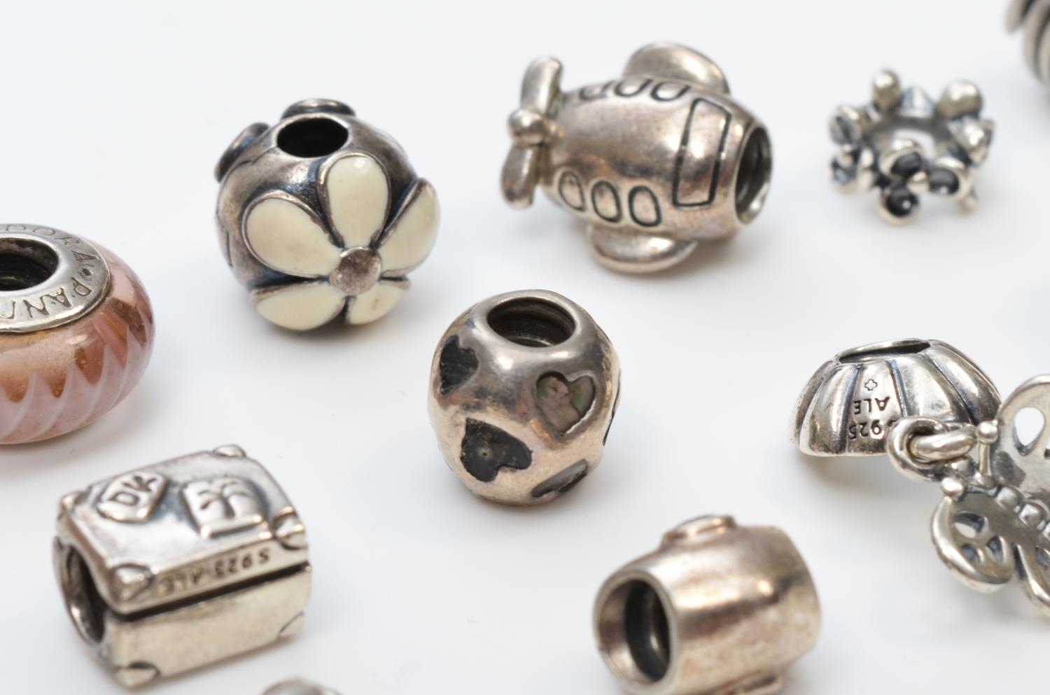 Pandora, twenty various charms, box, 67gm - Image 2 of 3