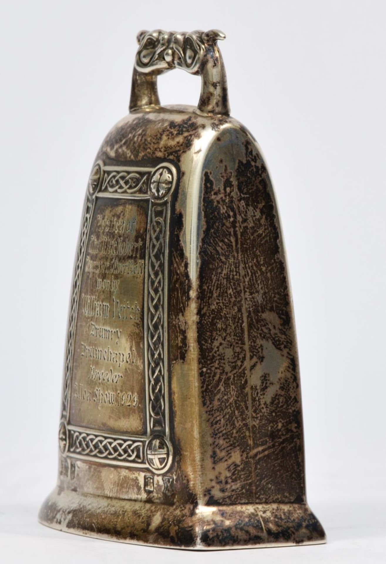 A Scottish silver presentation hand bell, Edinburgh 1929, with applied Celtic border, clanger, - Image 5 of 6
