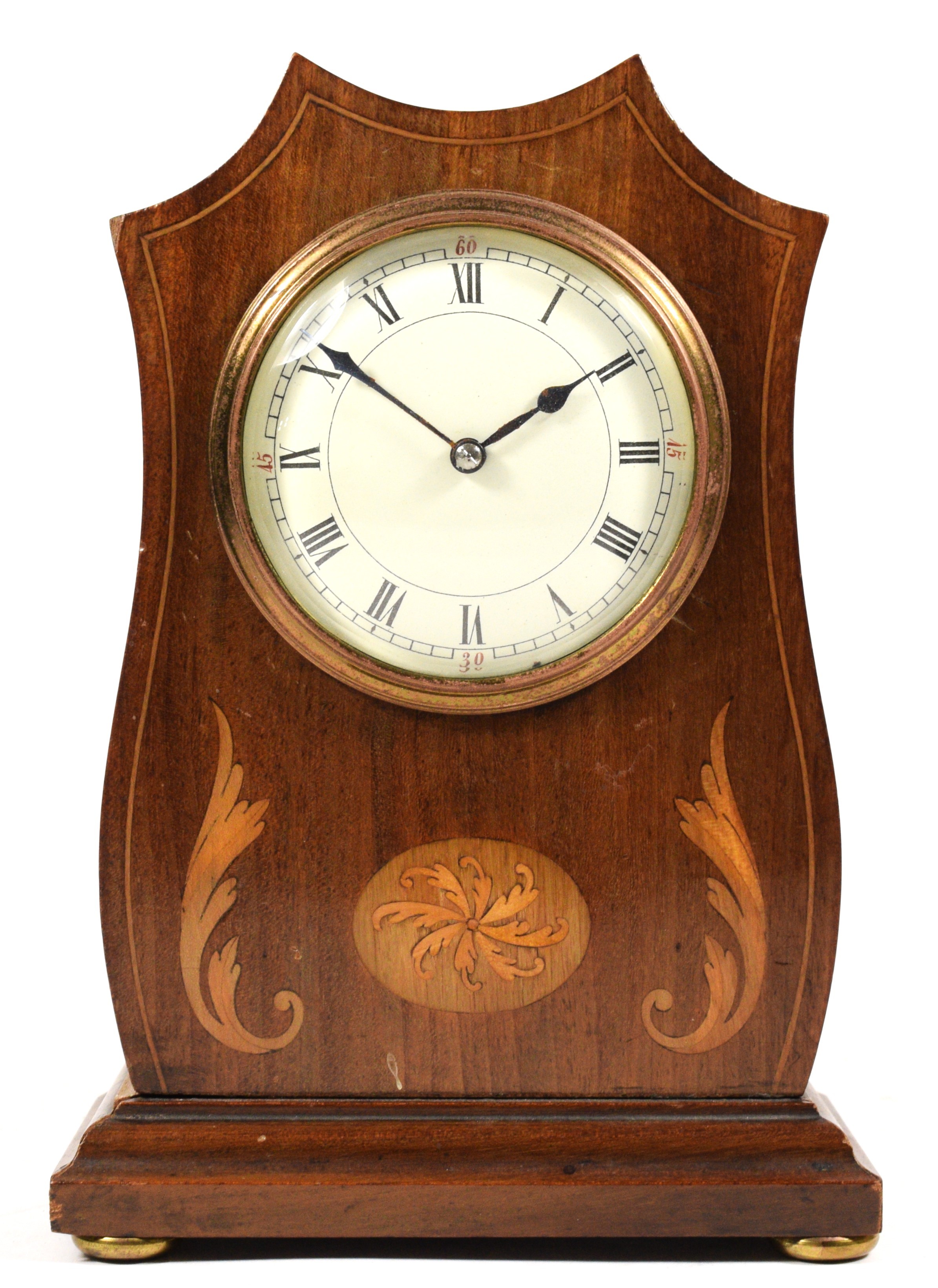 An Edwardian mahogany mantel clock, white enamel dial with boxwood inlay, 23cm.