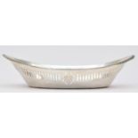 A silver oval pierced bowl, by James Dixon & Son, Sheffield 1929, with hoop border, 27 x 14.5cm,