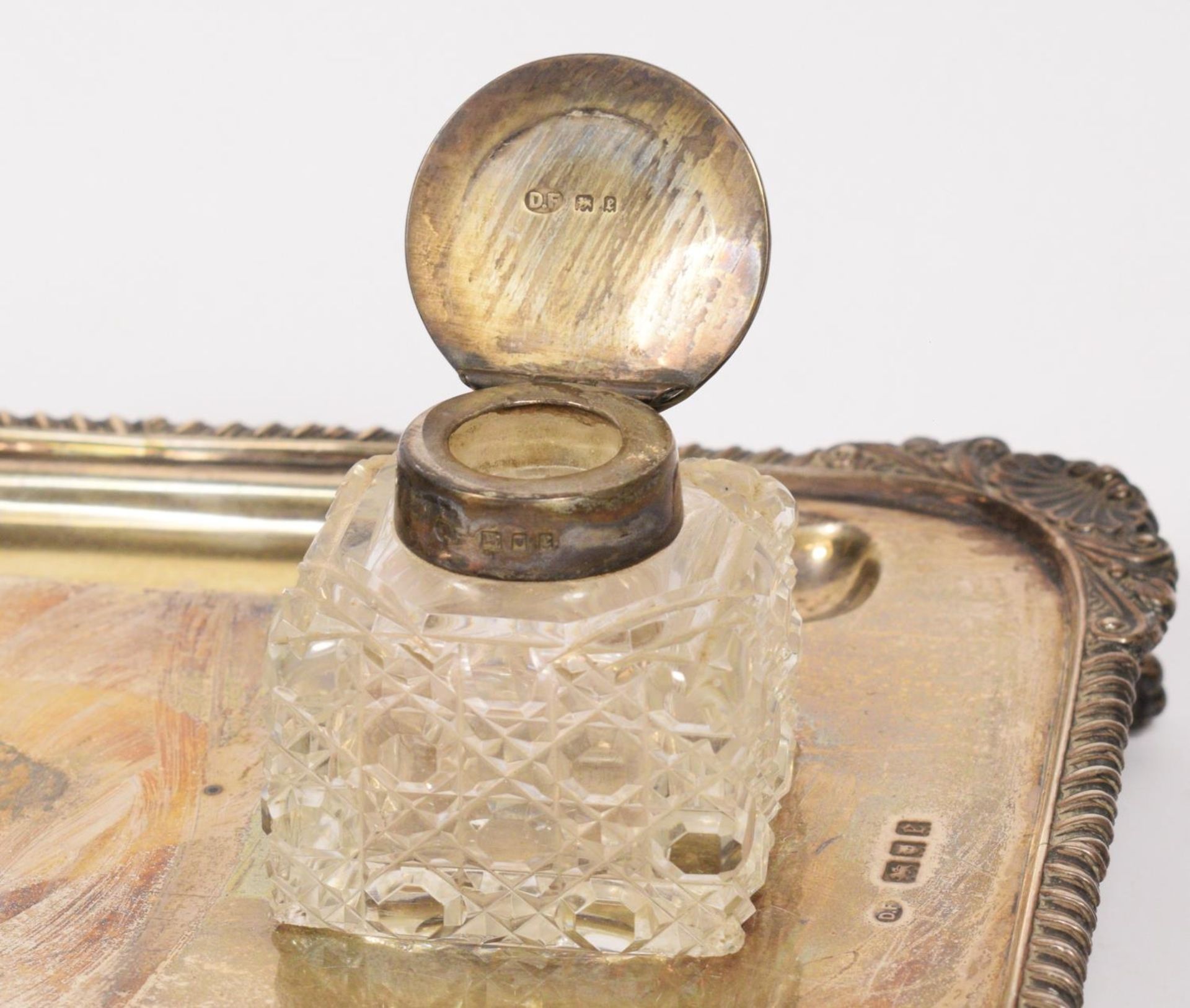 A silver desk stand, London 1920, the base with two hob nail cut, silver topped inkwells and two pen - Image 8 of 9