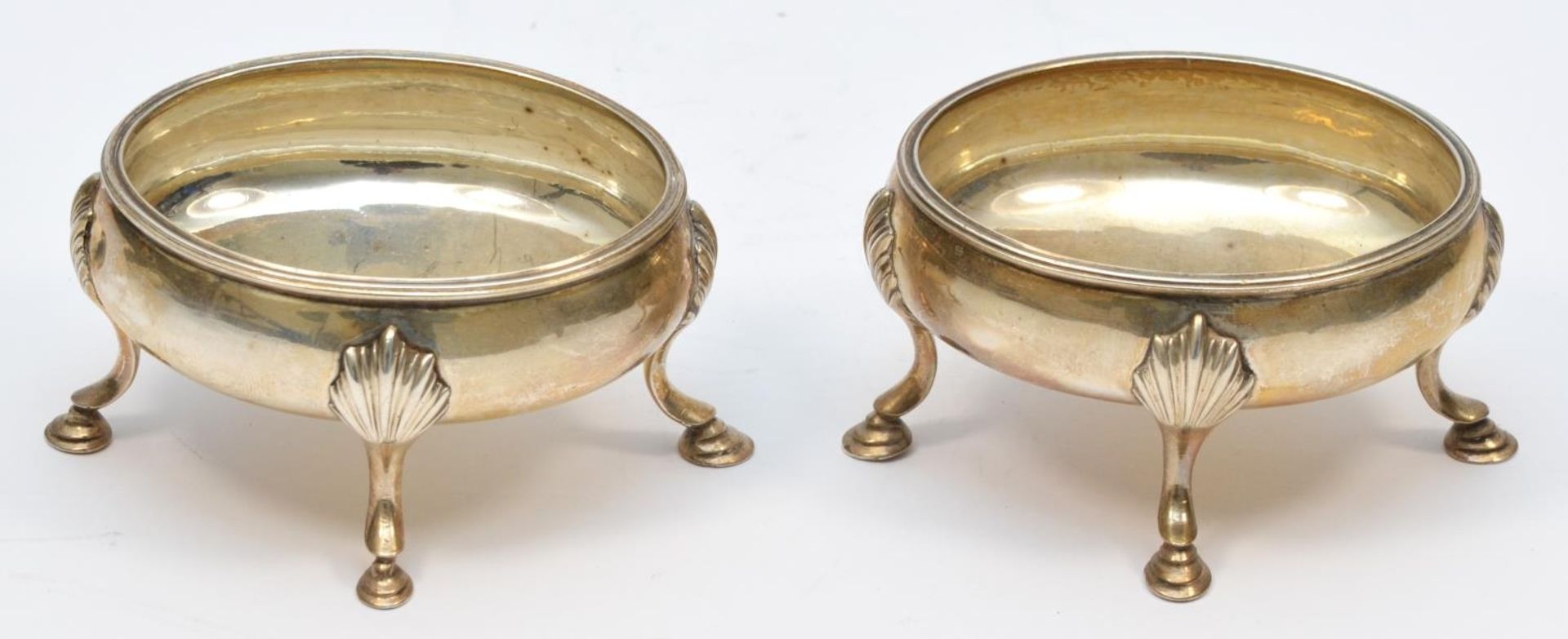 A George III silver pair of oval table salts, by Henry Chawner, London 1789, with reeded borders, - Image 2 of 4