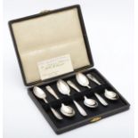 A silver set of tea spoons, Birmingham 1945, 72gm, case