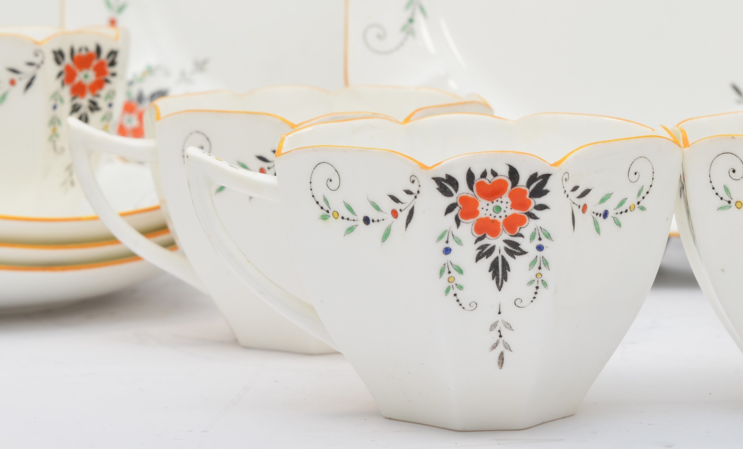 A Shelly tea set, consisting of six cups with saucers, together with six 7 inch side plates, art - Image 2 of 5