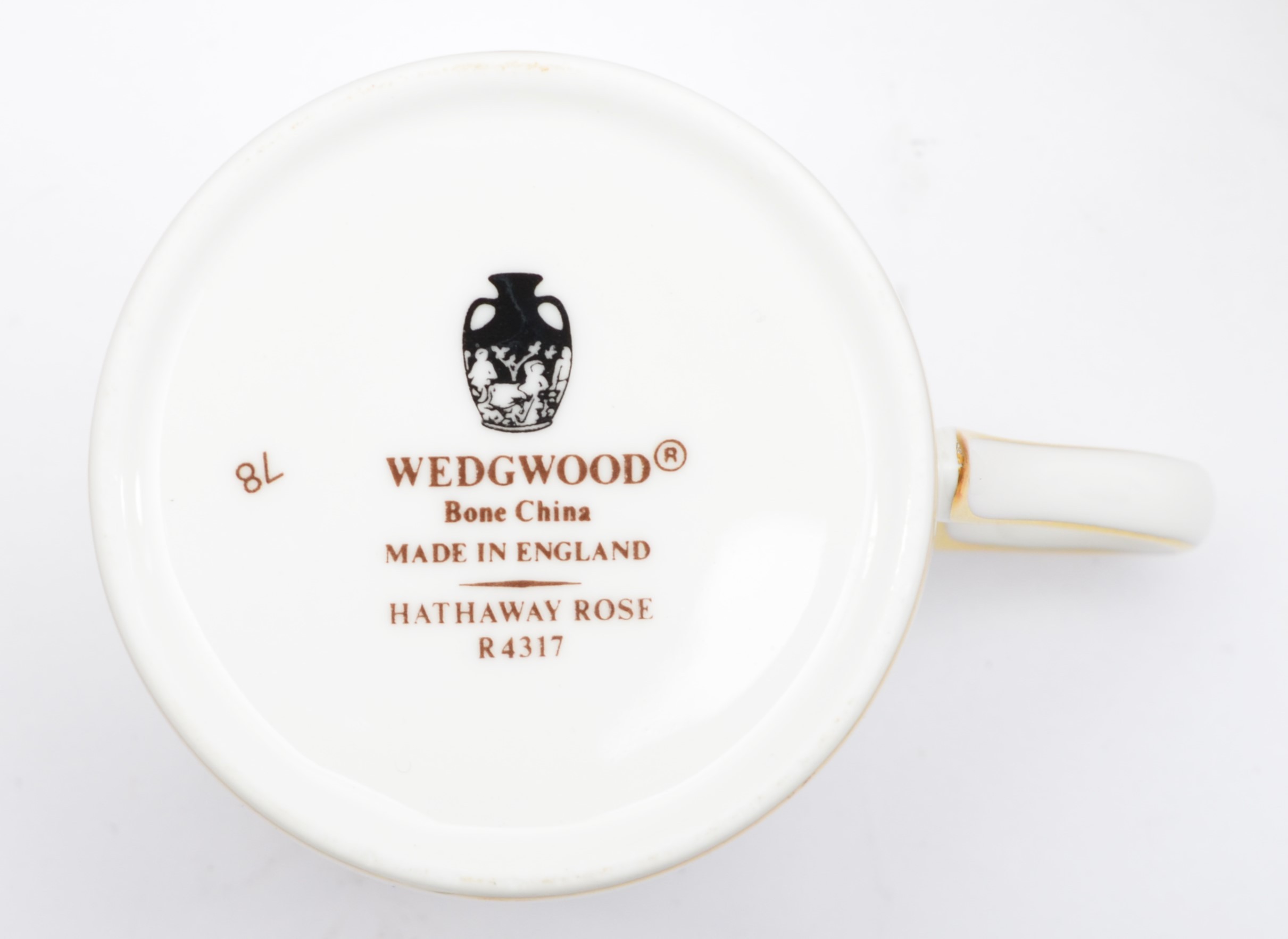 A Wedgwood Hathaway Rose bone china dinner service, comprising: 10 x tea/side plates, 9 x soup - Image 2 of 2