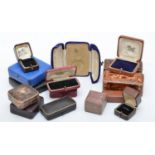 19 Assorted antique jewellery boxes.