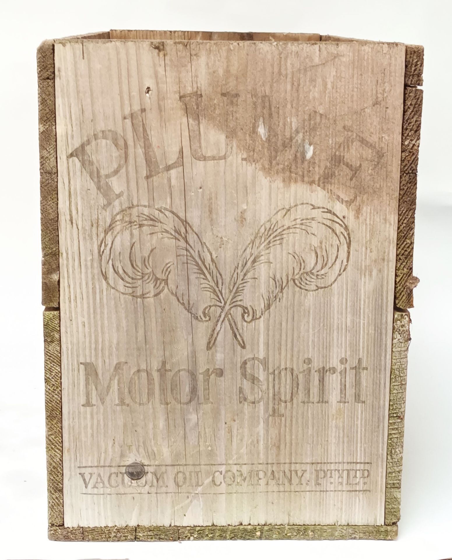 A New Zealand Vacuum Oil Company/Plume Motor Spirit wooden crate, 53 x 26 x 37cm - Image 3 of 4