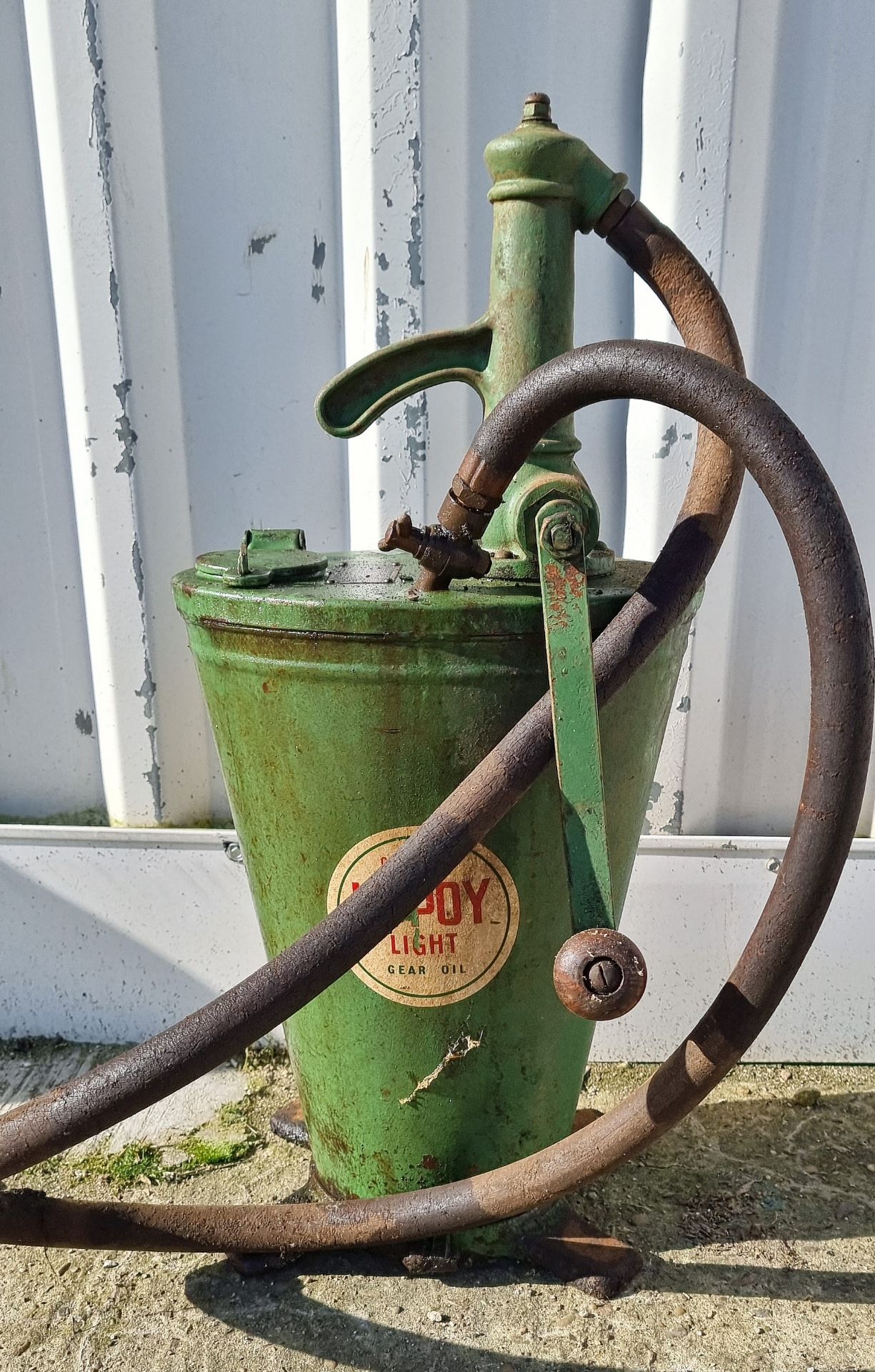 A Castrol oil forecourt dispenser, 65cm - Image 2 of 3