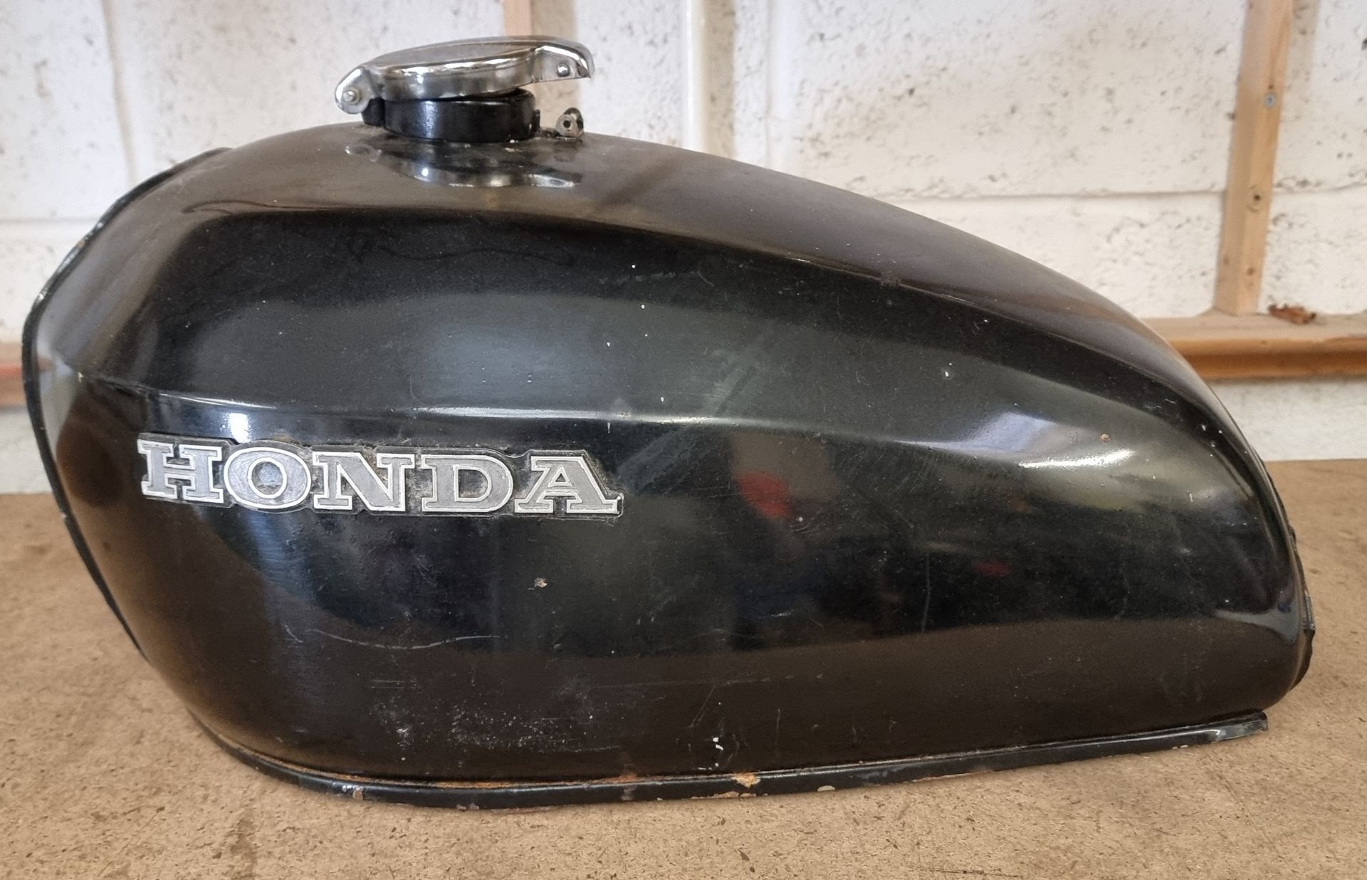 A Honda CB450 petrol tank, it has been professionally sealed. - Image 2 of 3