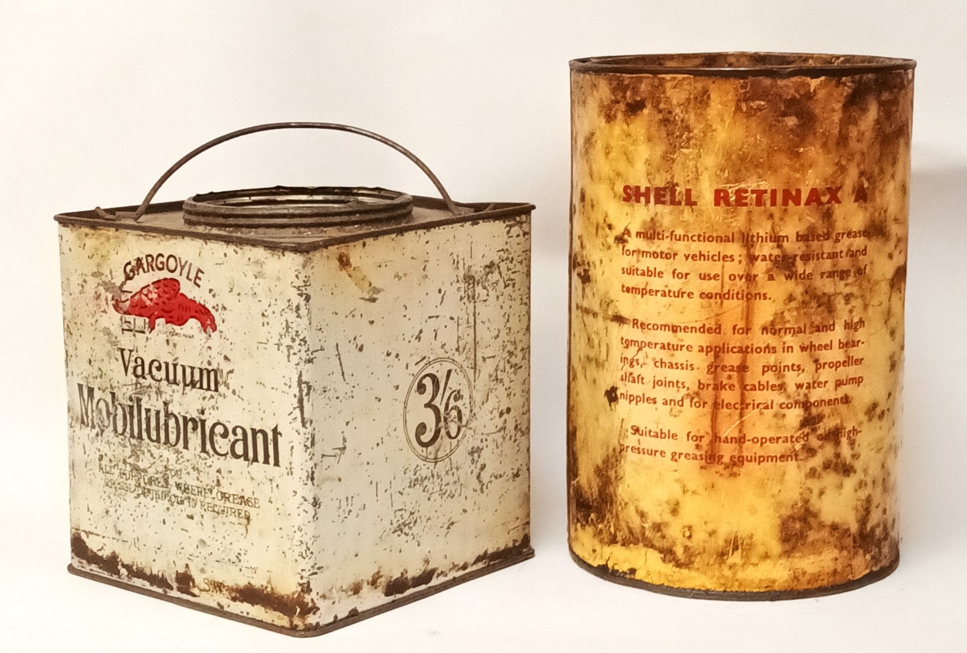 A Shell Retinax A Grease tin and a Gargoyle tin, no lid (2) - Image 2 of 2