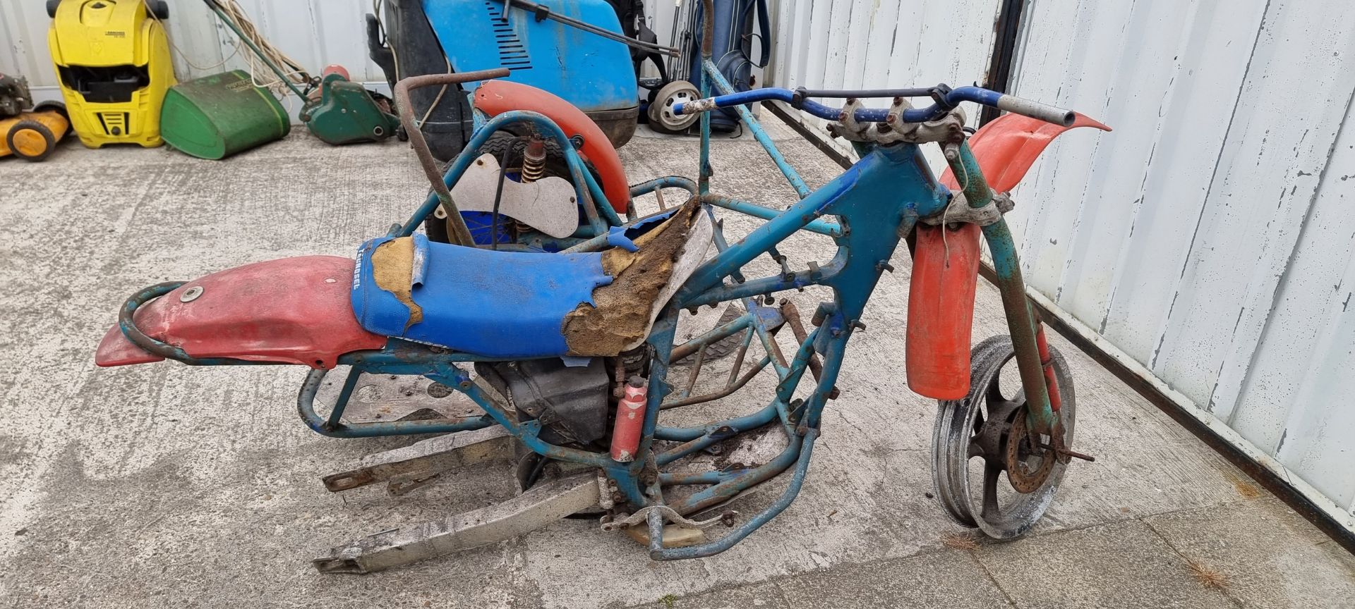 1987 Kawasaki KX500 trials out fit frame