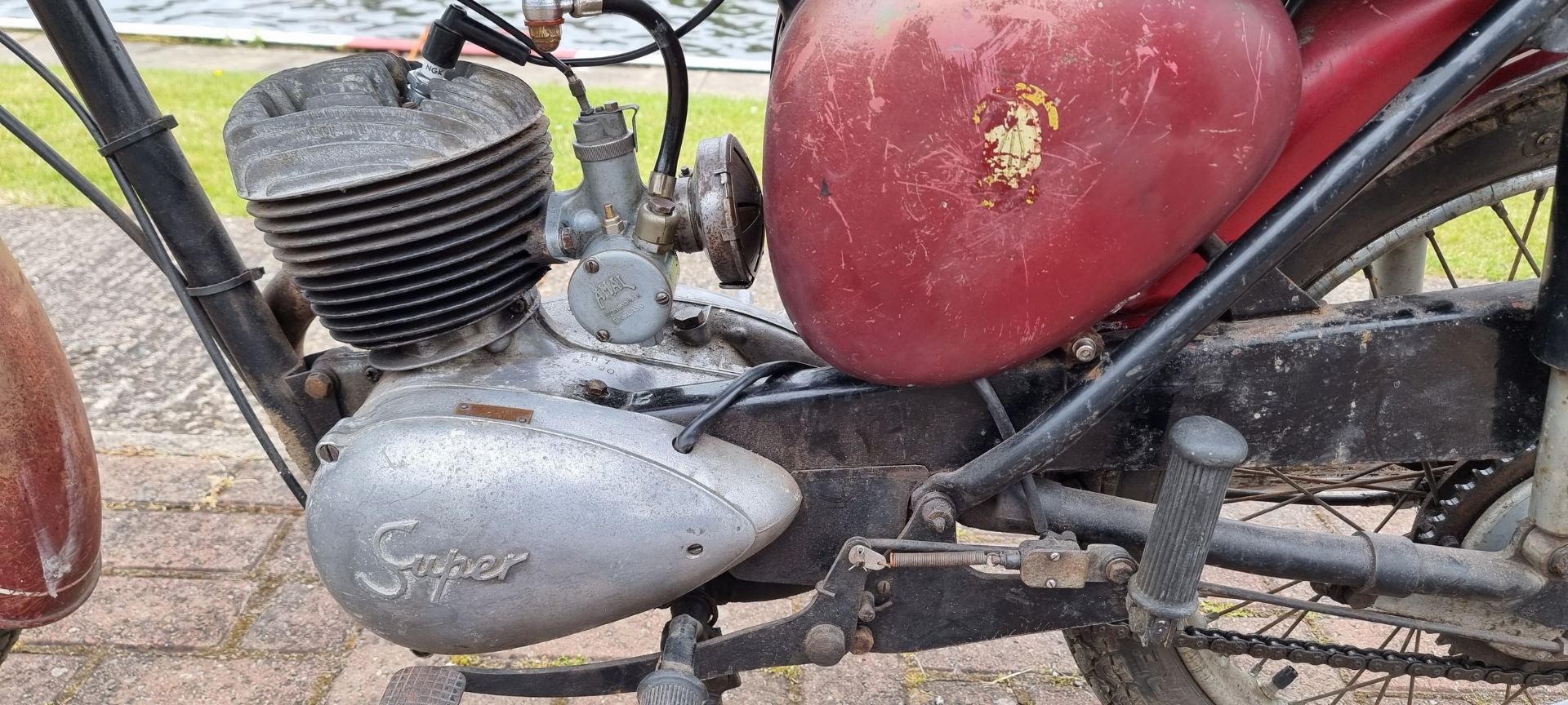 1966 BSA Bantam D7 Super, 175cc. Registration number GNJ 69D. Frame number D7 51138. Engine number - Image 7 of 13