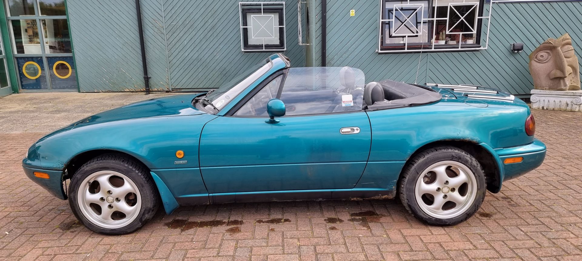 1998 Mazda MX5 Berkeley Limited Edition, 1840cc, project. Registration number R650 EOU. VIN number - Image 3 of 17