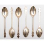 A silver set of coffee spoons, Birmingham 1935, 40gm