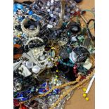 Approximately 10kg of mixed costume jewellery
