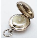 An Edwardian silver sovereign case, Birmingham 1905, 32gm