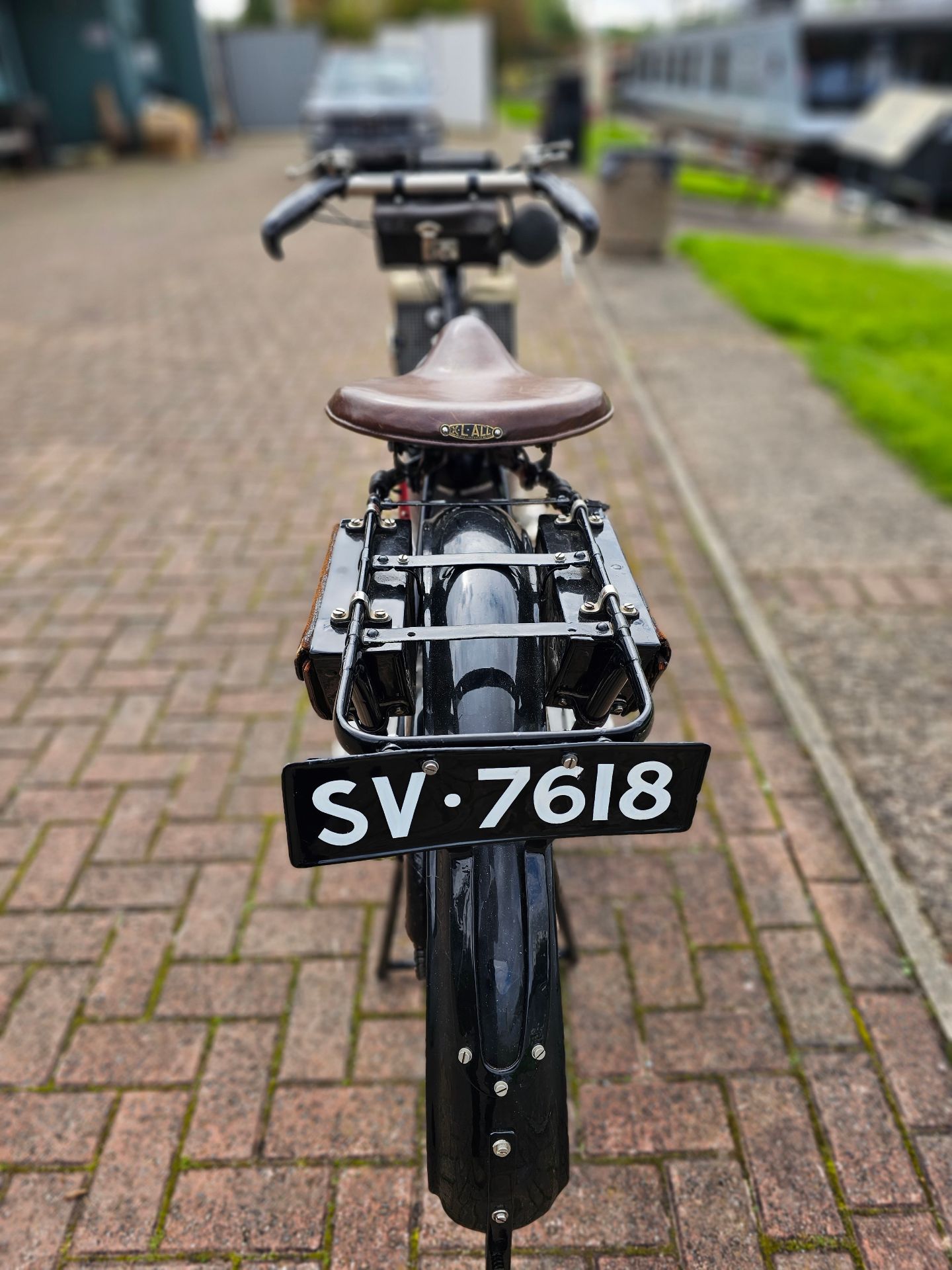 1914 Scott, 532cc. Registration number SV 7618 (non transferrable). Frame number 657. Engine - Image 4 of 23