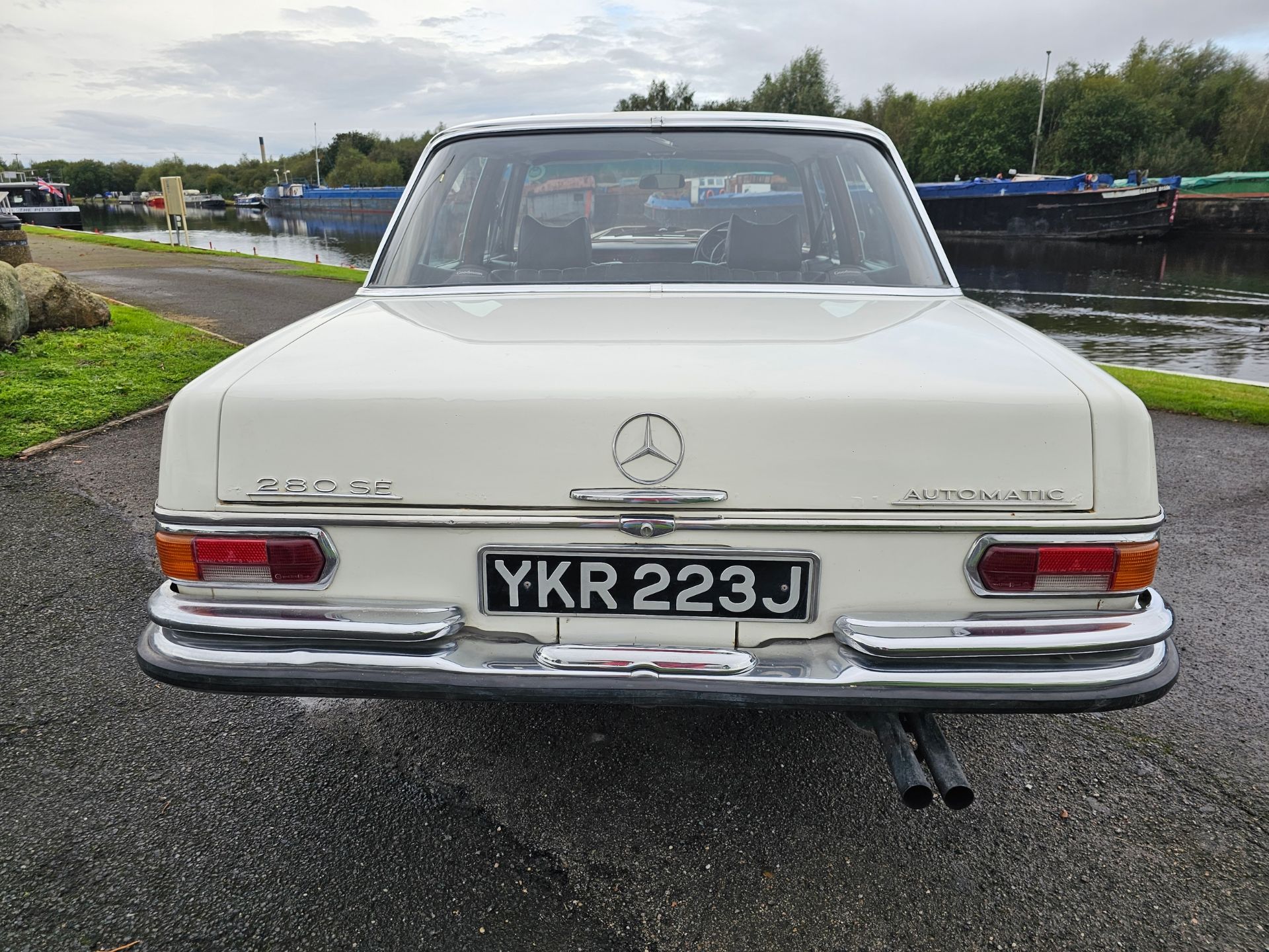 1971 Mercedes Benz W108 280SE, 2,778cc, automatic. Registration number YKR 223J. Chassis number - Image 8 of 24