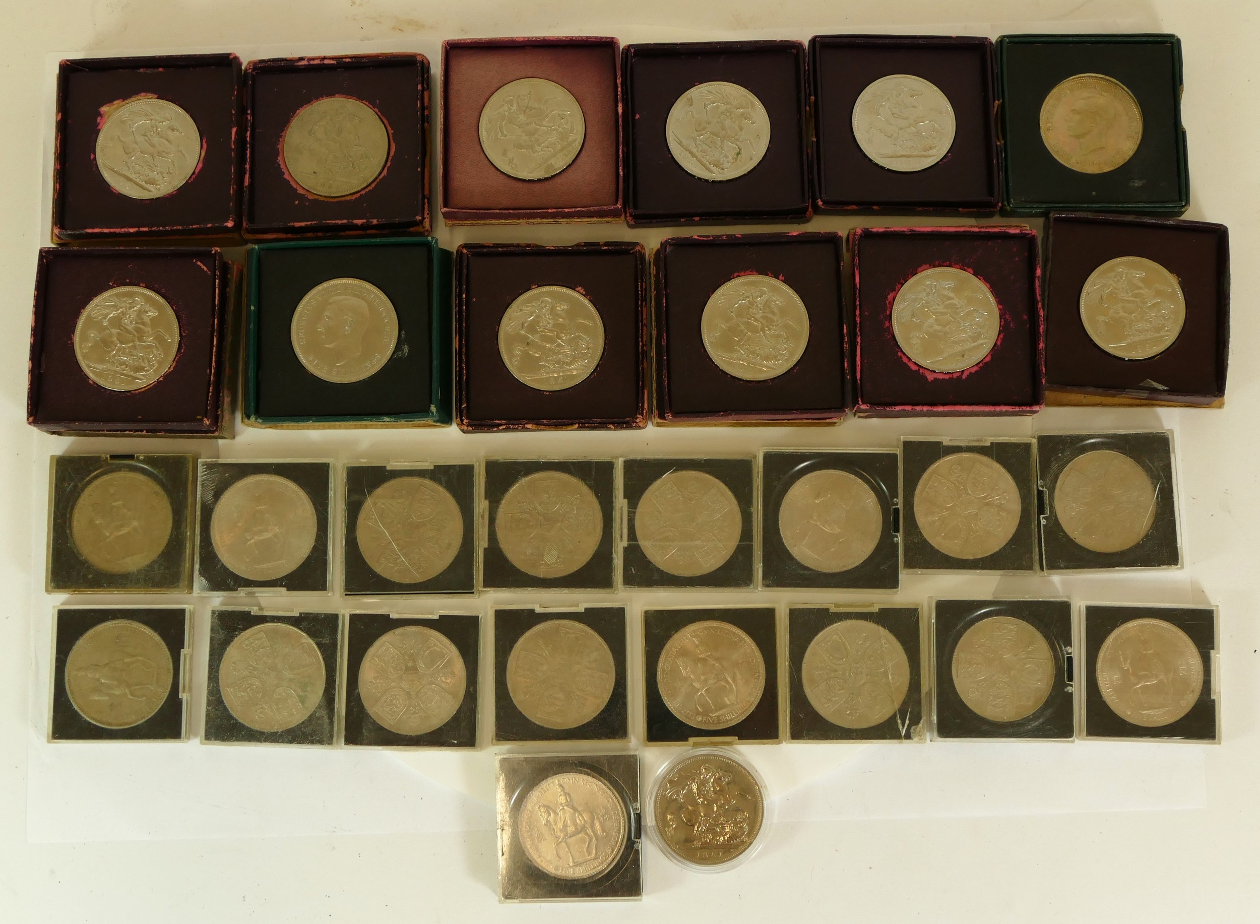 A collection of 30 Crowns, cased