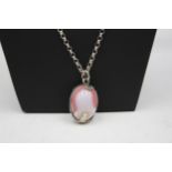 A silver and agate egg shape pendant, 28 x 20mm, chain, 34gm
