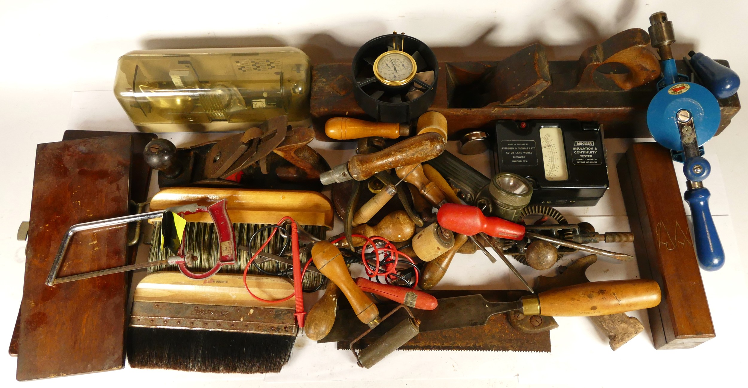 A collection of early 20th century and later carpenters hand tools, to include multi planes, - Image 3 of 4