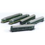 Lima & Triang, OO gauge, a collection of 2x Lima British Railways locomotives D9003, 1x Triang