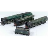 Hornby, Triang & Mainline, OO gauge, a collection which includes a Mainline LNER locomotive Cat No