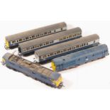 Lima & Airfix, OO gauge, a collection of 2x locomotives and 3x carriages to include City of London