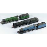 Hornby, Lima & Airfix, OO gauge, a collection of 3x locomotives with tenders to include The Flying