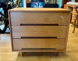 A mid 20th century teak three height chest of drawers, 71cm x 76cm x 45cm