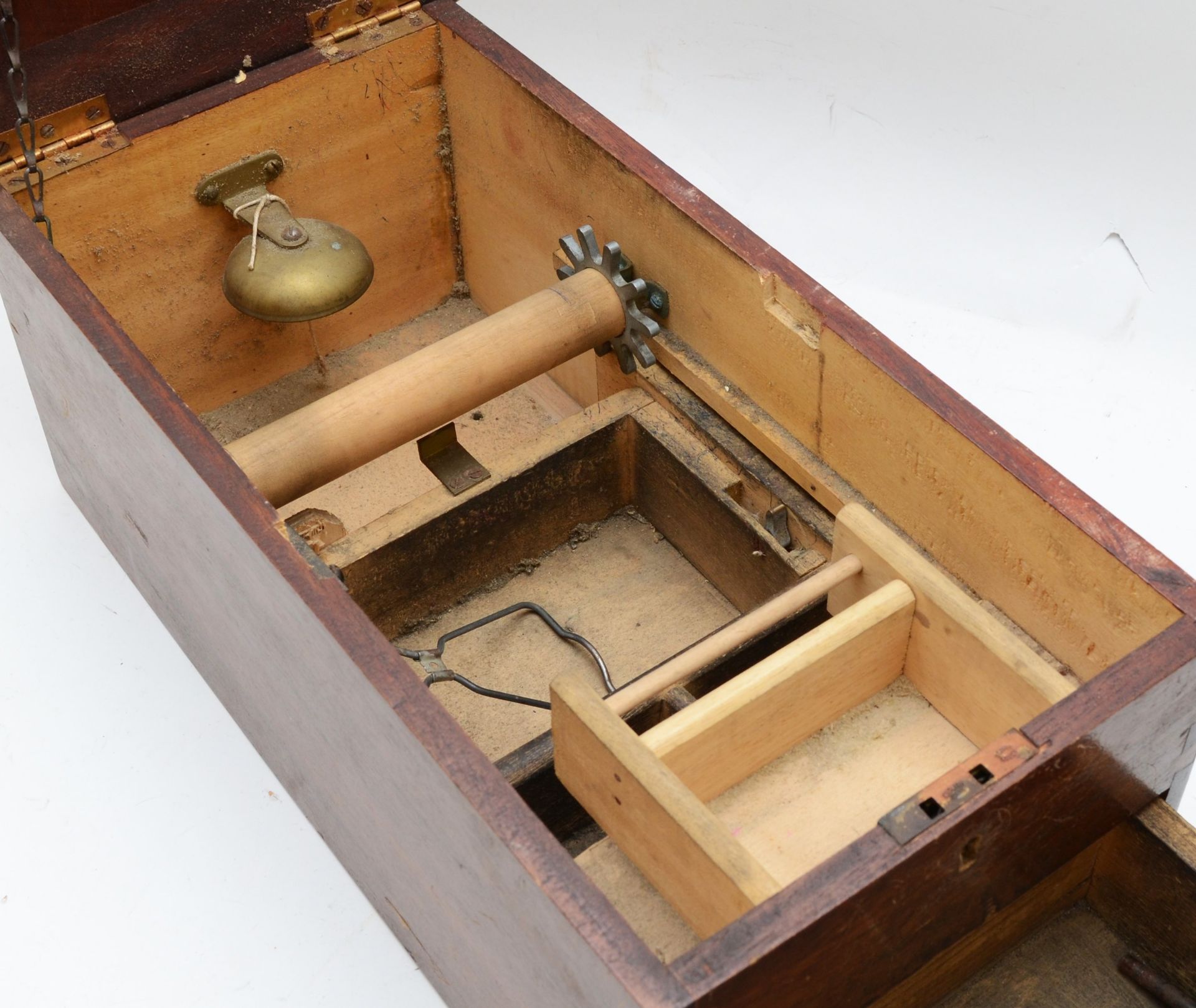 A 20th century mahogany cash registers till, the single drawer with chrome plated handle and applied - Image 4 of 4