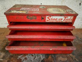 A Snap On three drawer tool chest, 52 x 24 x 28cm